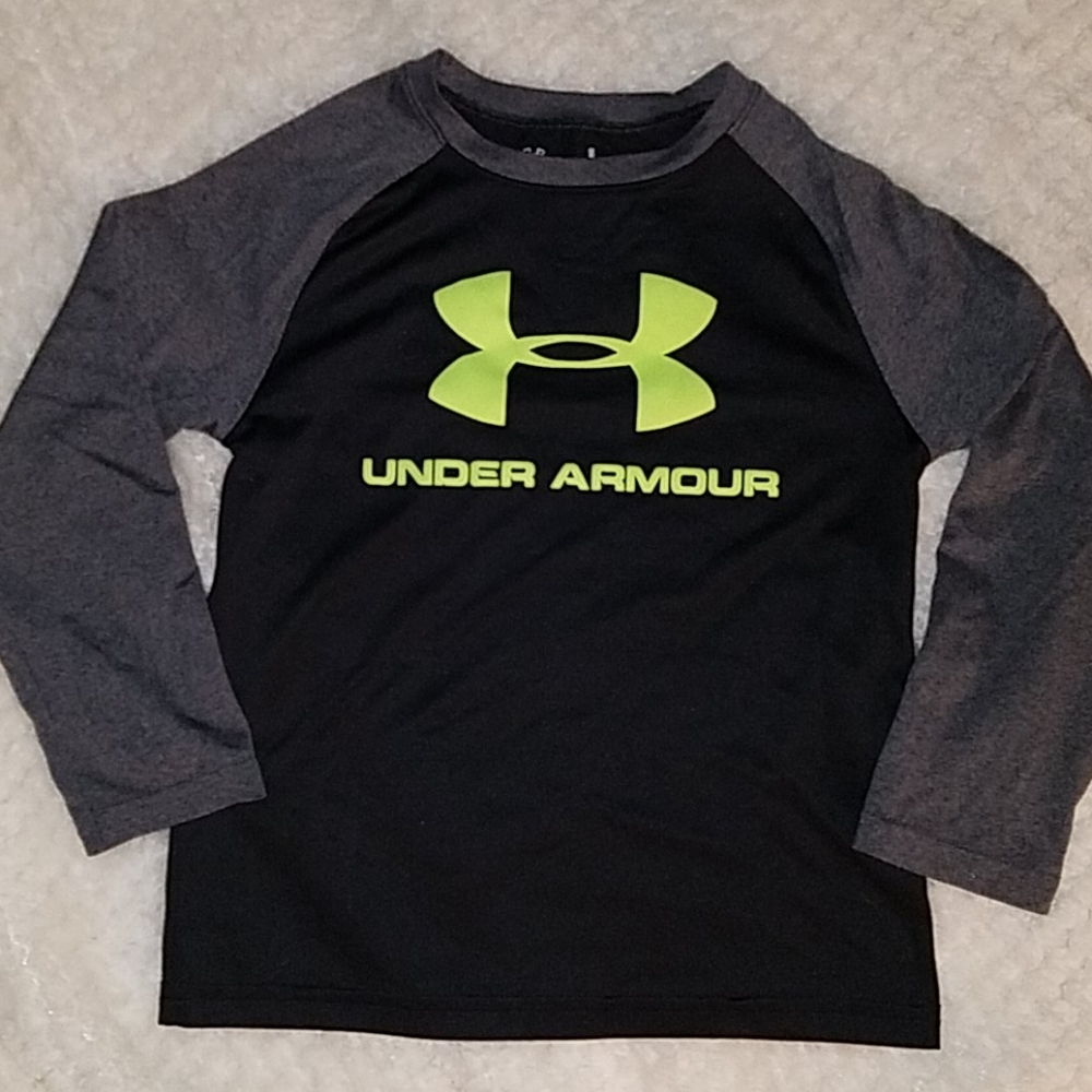 Under Armour t-shirt